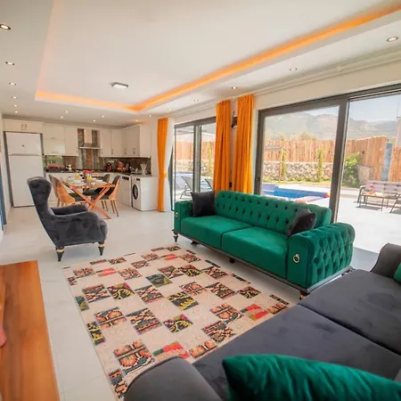 Villa Koesem - Kalkan'da 2 Yatak Odali Jakuzili *