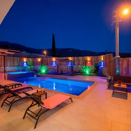 Koesem - Kalkan'da 2 Yatak Odali Jakuzili Villa Cavdir (Kas)